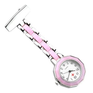Montre élégante pour blouse infirmière